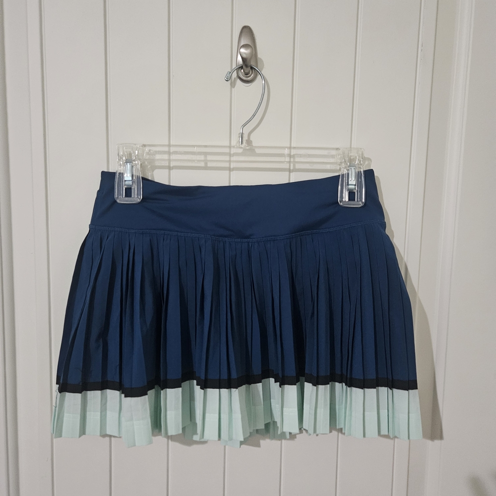 Lululemon Athletica Blue and Green Skater Skirt